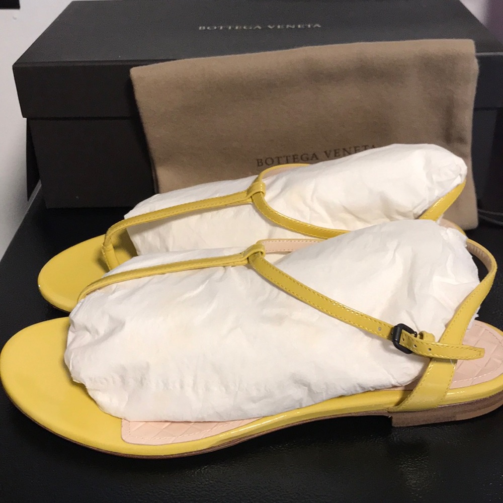 (SOLD) Brand New Bottega Veneta T-Strap Sandals
